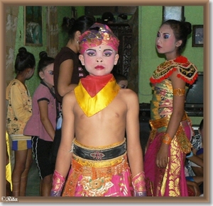 Dansen in Pura Pasupati