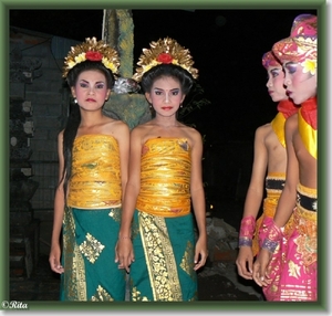 Dansen in Pura Pasupati