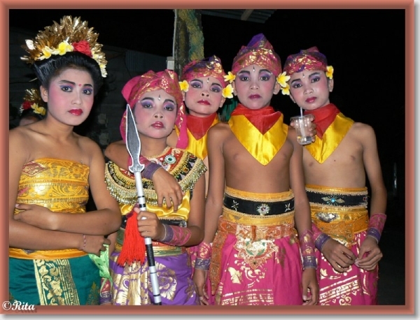 Dansen in Pura Pasupati