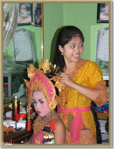 Dansen in Pura Pasupati