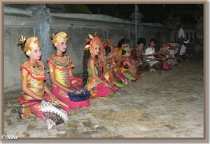 Dansen in Pura Pasupati