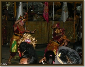 Dansen in Pura Pasupati