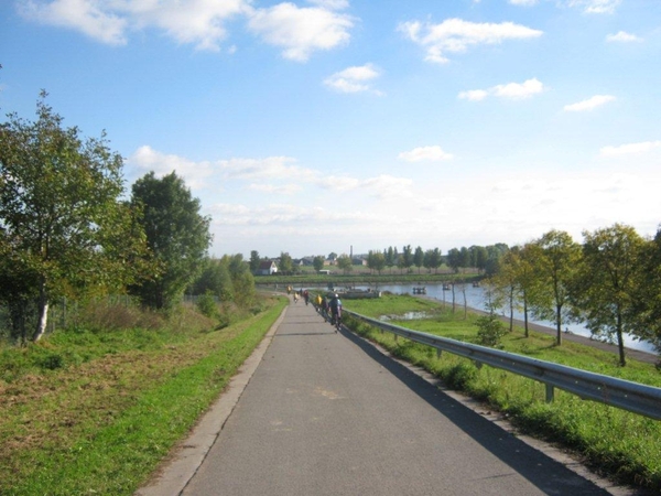 Fietsen West Uit Oeselgem 2010 185