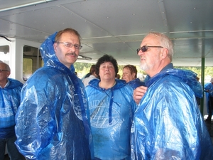 Wat zijn ze mooi in hun regenjasje