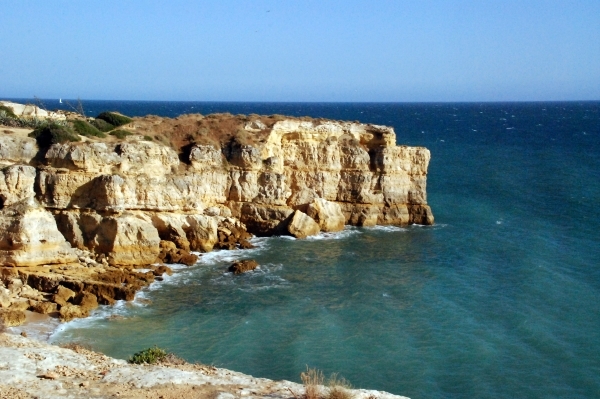 057 Albufeira  wandeling naar strand Coelho