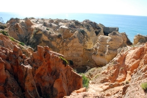 068 Albufeira  wandeling naar rotskusten