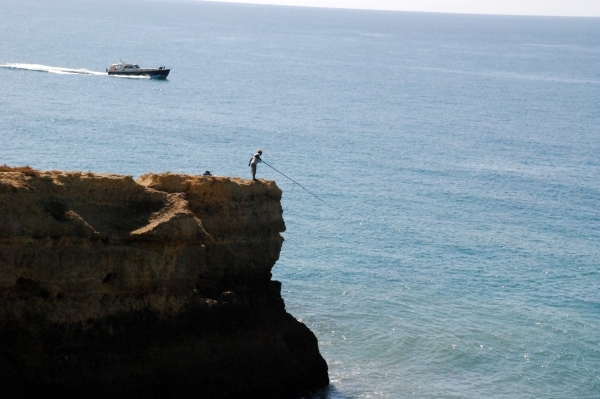 070 Albufeira  wandeling naar rotskusten