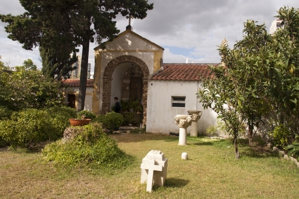 862 Faro - St. Carma kerk - knokenkapel