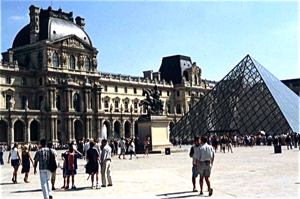 Louvre