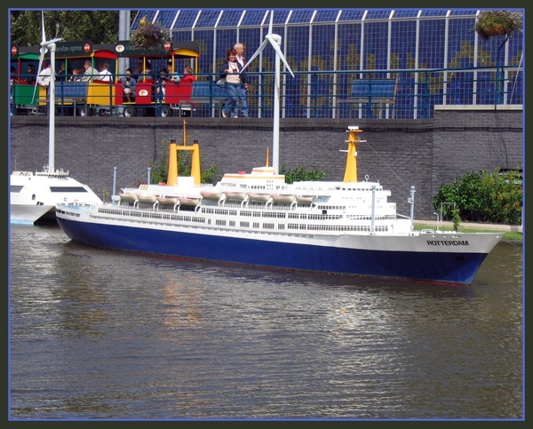 Miniatuur SS.Rotterdam Madurodam Holland