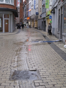 11) Leegpompen kelders in Basiliekstraat