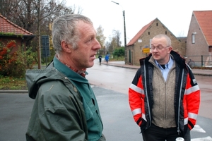 44  Buren bespreken de situatie  14 nov 2010
