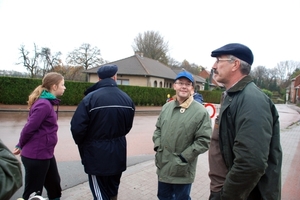 45  Buren bespreken de situatie  14 nov 2010