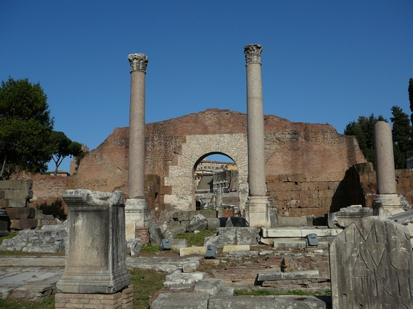 Porticus, basilica aemelia,
