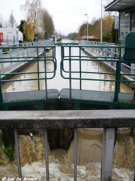 Denderleeuw overstroming wateroverlast