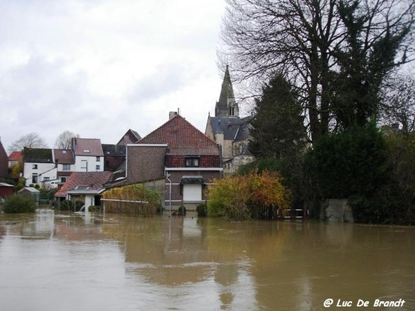 Denderleeuw overstroming wateroverlast