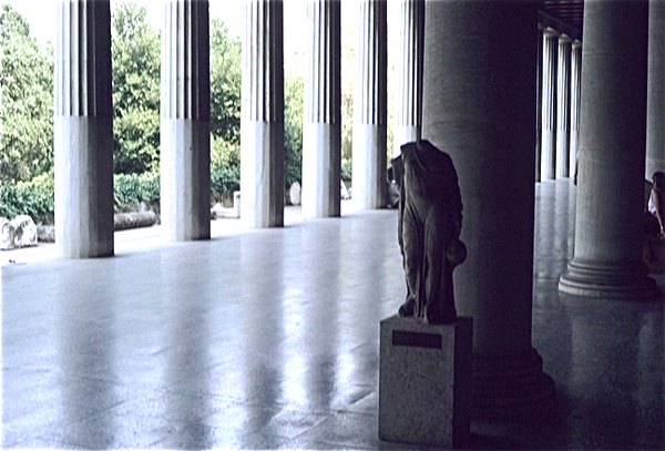 Stoa