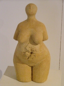 B23