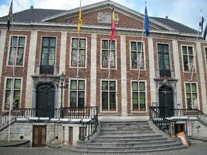 107-Stadhuis