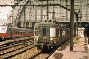 1977-06-03  Antwerpen-Centraal  MS-AM 074 (C)Alain Janmart