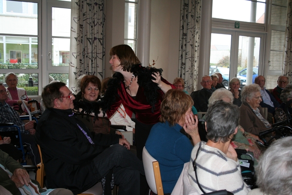 FEESTNAMIDDAG  WOONZORGCENTRUM