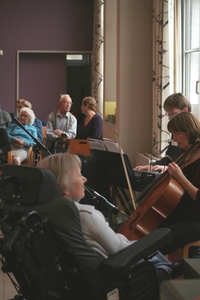 FEESTNAMIDDAG  WOONZORGCENTRUM