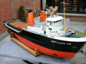 SMIT-LLOYD 109
