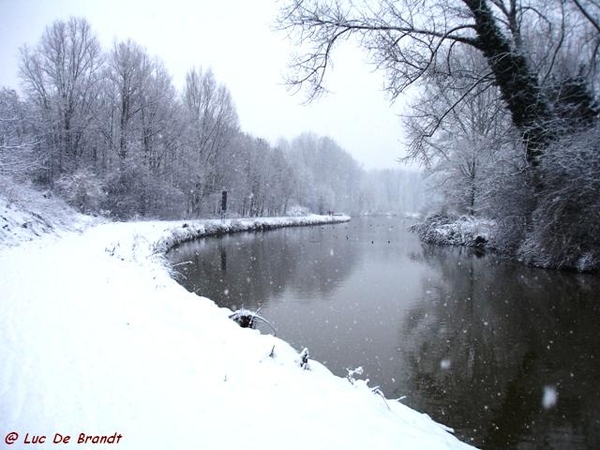 Denderleeuw wandeling sneeuw