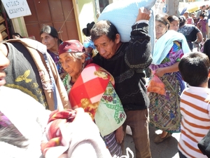 53 Chichicastenango markt _P1080765