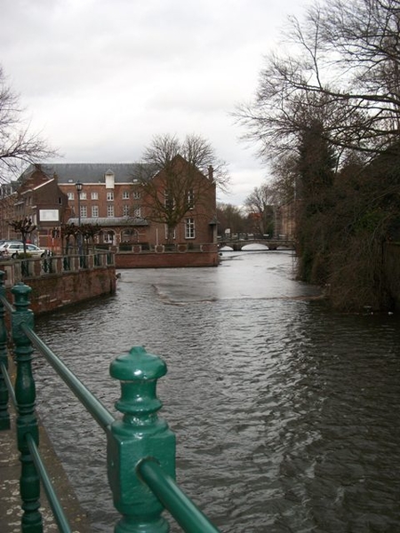 057-Zicht op de Aragonbrug