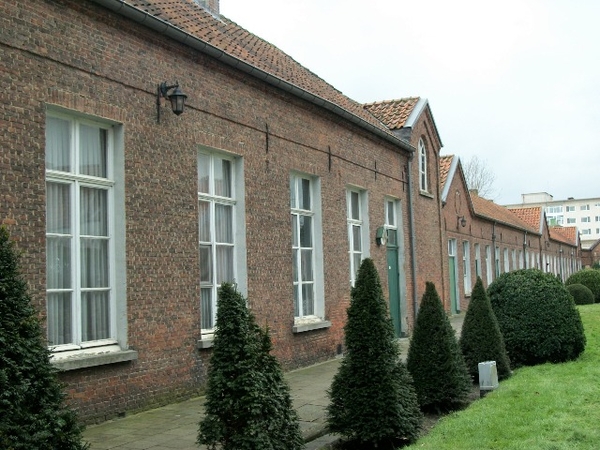 124-Binnenkoer-St-Beatrix-godshuis