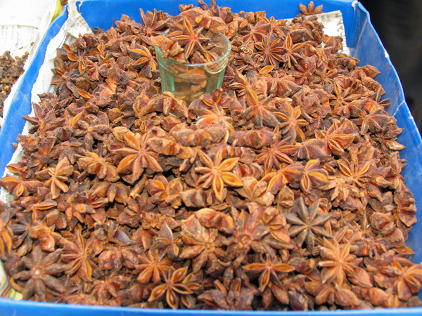 STERANIJS OP DE MARKT - PORBANDAR