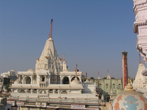 VARDHAMAN TEMPEL - JAMNAGAR