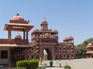 NABIJ DE TEMPEL - GONDAL