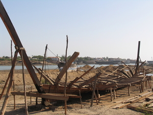 SCHEEPSWERVEN VOOR HOUTEN ZEESCHEPEN - MANDVI