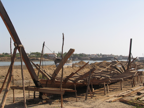 SCHEEPSWERVEN VOOR HOUTEN ZEESCHEPEN - MANDVI