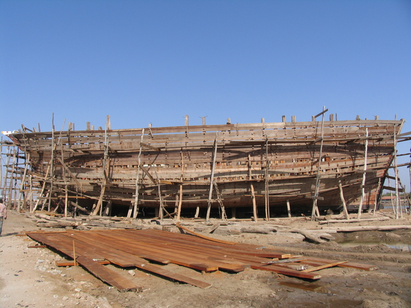 ENORME HOUTEN ZEESCHEPEN - MANDVI