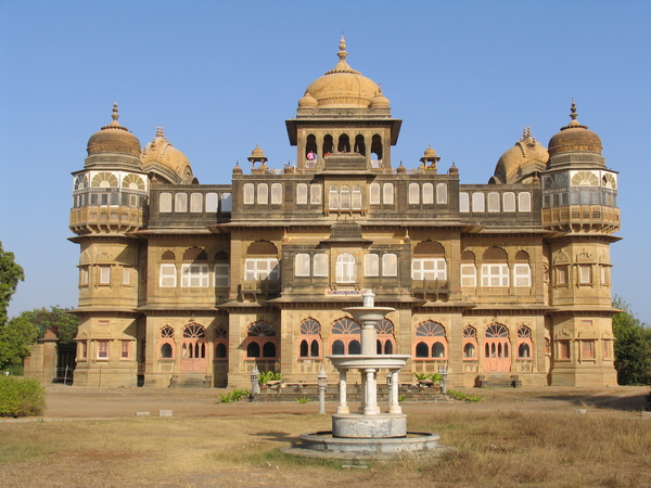 HET MANDVI VIJAY VILAS PALEIS - MANDVI