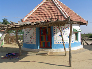 VERSIERDE HUT - KUTCH