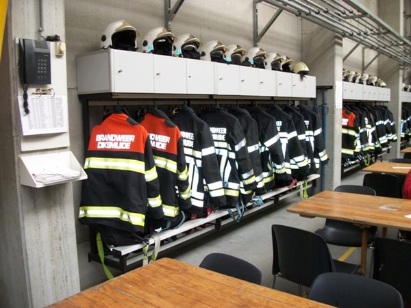 007-Kazerne-brandweerhallen
