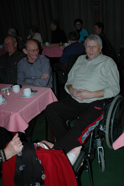 DSC_0079 Jean-Pol in rolstoel samen met Jan