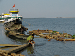 LANGS DE BRAHMAPUTRA RIVIER - DIBRUGARH