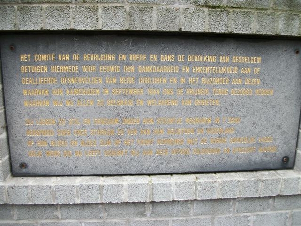 007-Aan Zuidelijke gevel-St-Martinuskerk