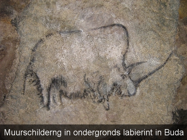 Muurschildering ondergronds labirint