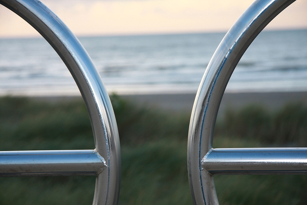 Balustrade in het avondlicht