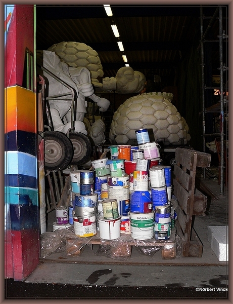 sized_sized_P2120225a karnavalhallen-aalst-opbouw