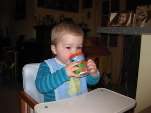 10) Ruben drinkt melk