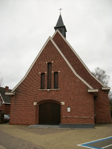 006-St-Antoniuskerk-Lillo-Houthalen