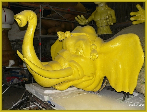 sized_sized_P2120688a  karnavalhallen