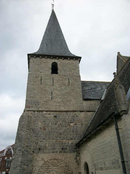 102-Romaanse toren uit de 12de eeuw